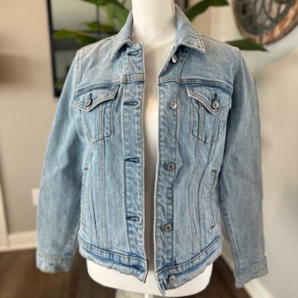 Abercrombie & Fitch Jackets & Blazers - Abercrombie & Fitch Denim Jacket